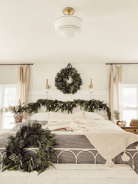 Traditional Bedroom with Abundant Evergreen Garland and Wreath — Christmas Bedroom Decor