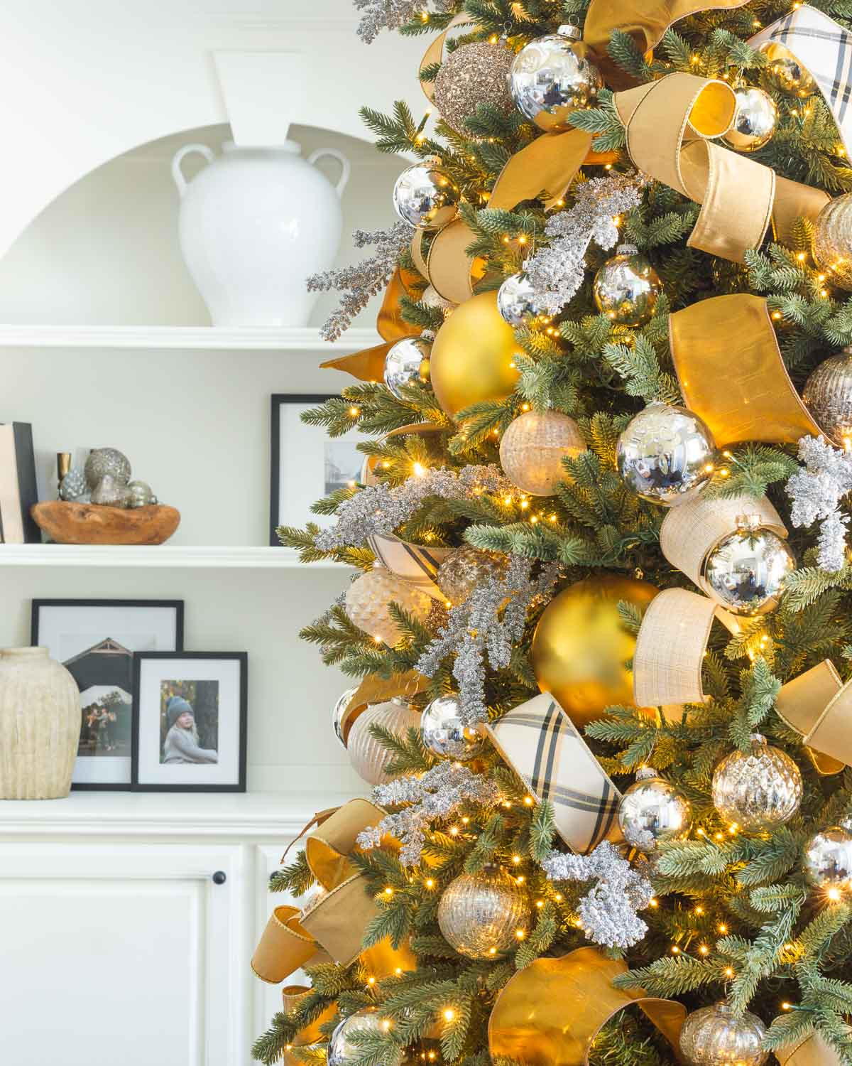 Modern Visual Idea — Gold Christmas Decor