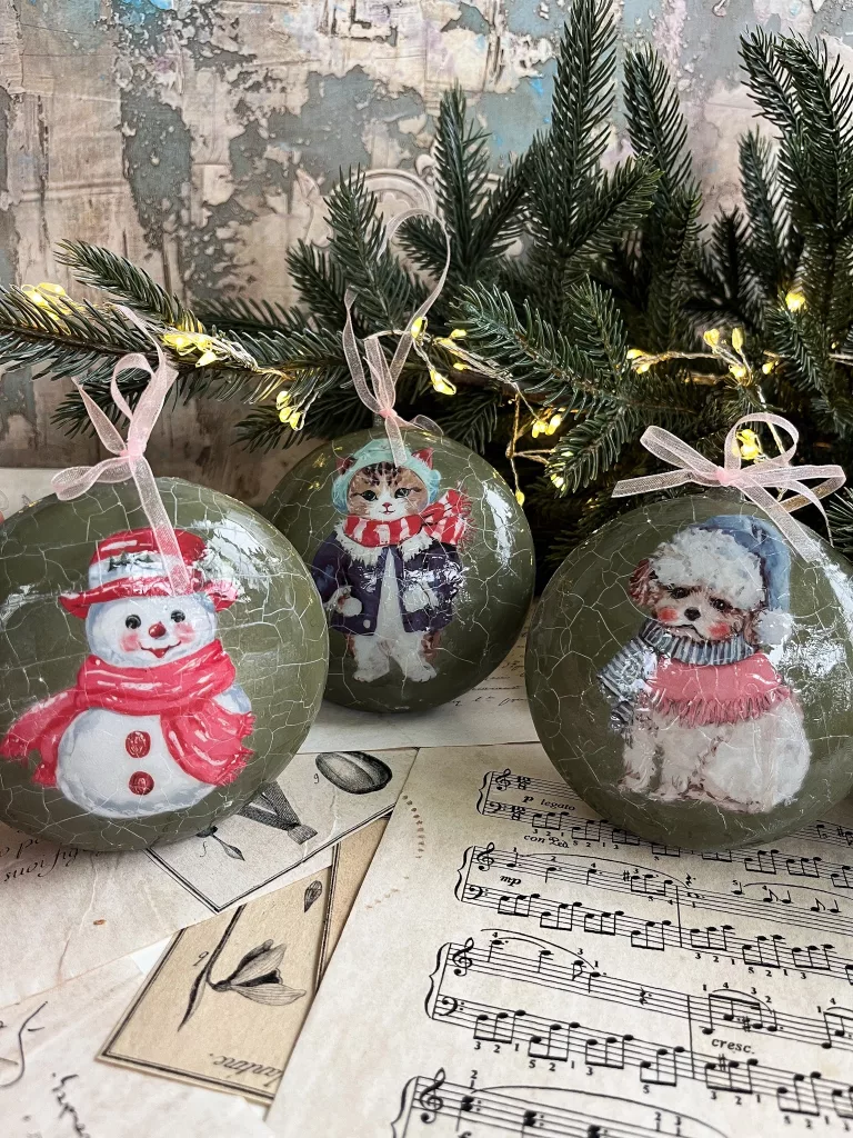 30 Beautiful Christmas Tree Balls for an Enchanting Holiday Home