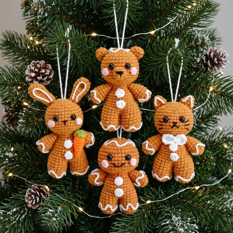 30 Unique Christmas Tree Ornaments to Make Your Tree Stand Out