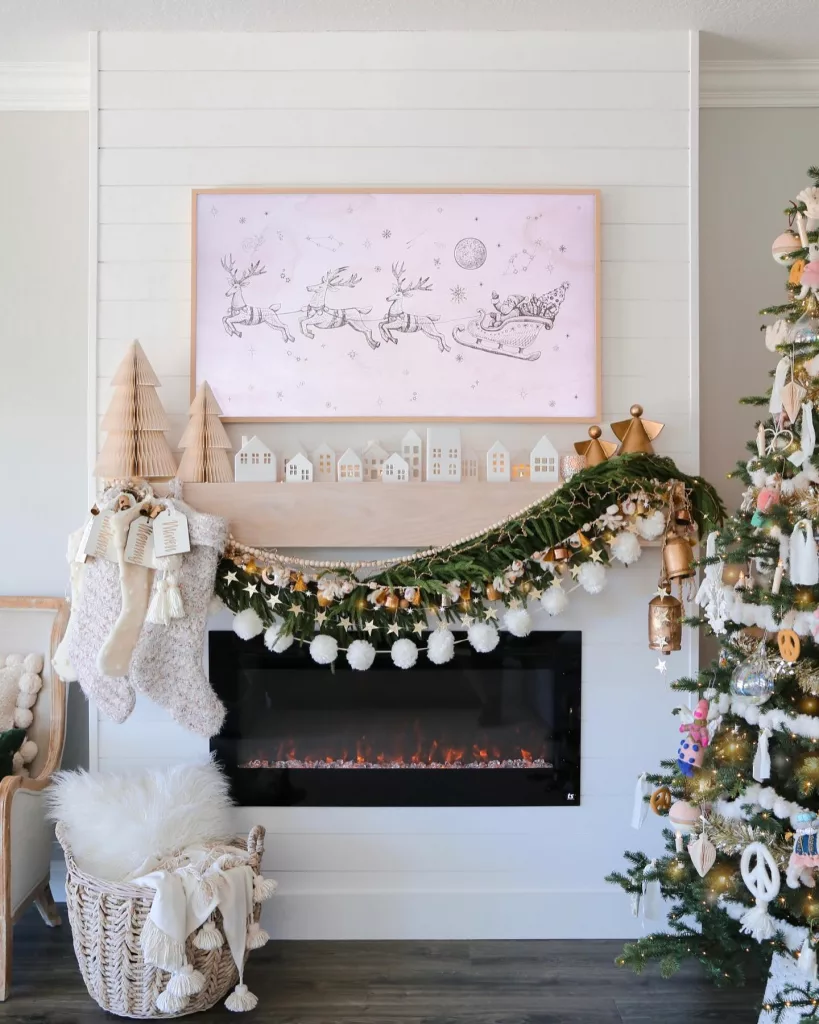 26 Beautiful Christmas Mantel Decorating Ideas for a Cozy Holiday Home