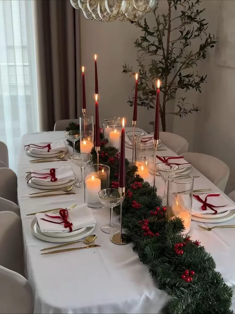 30 Christmas Table Decor Ideas for a Beautiful Holiday Dinner