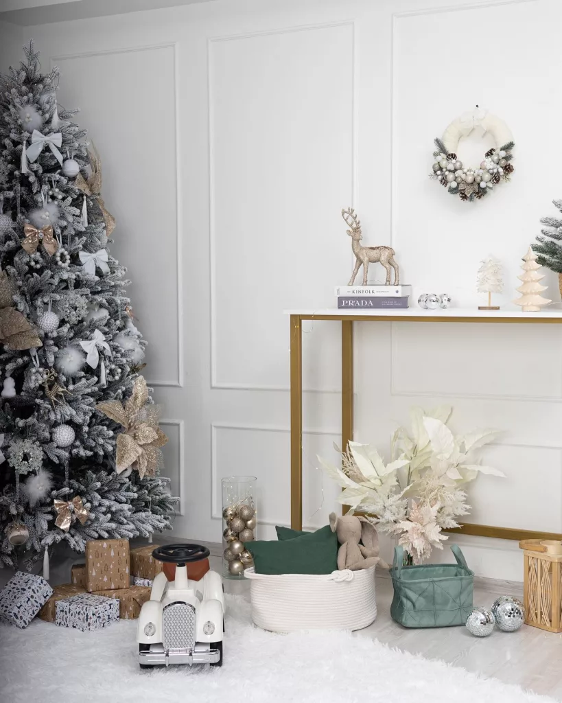 26 Beautiful Christmas Photo Backdrop Ideas for Magical Holiday Photos