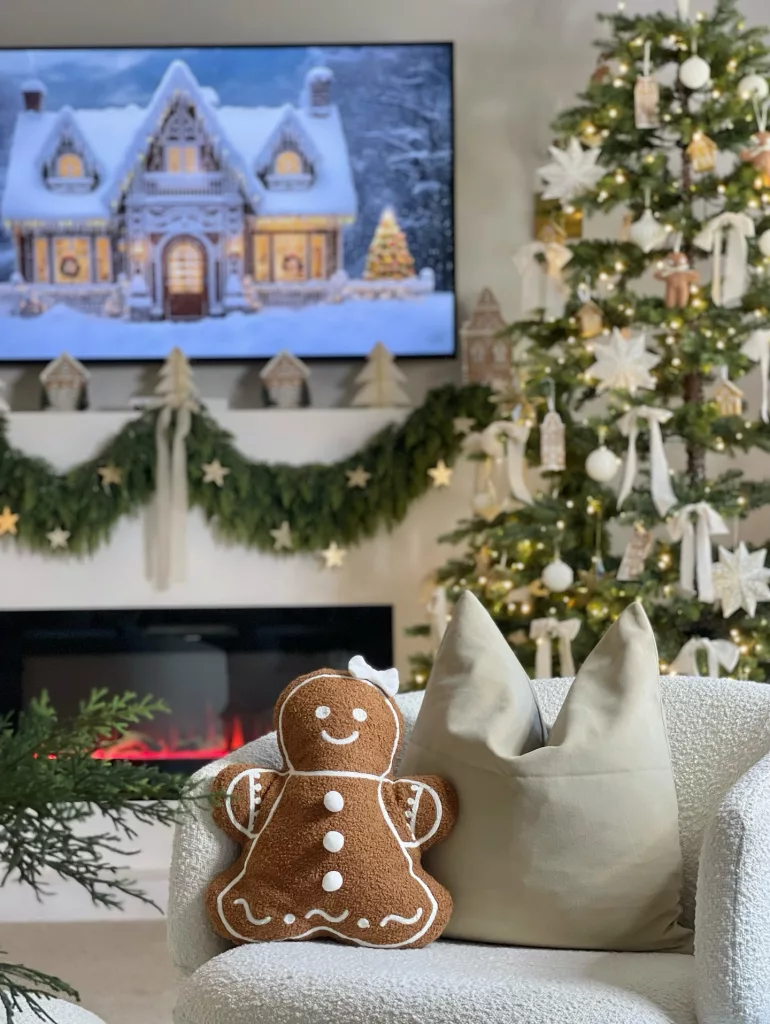28 Elegant Neutral Christmas Decor Ideas for a Cozy Holiday Home