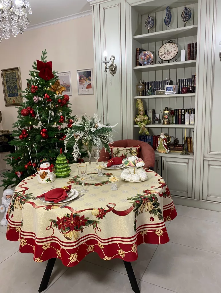 30 Christmas Table Decor Ideas for a Beautiful Holiday Dinner