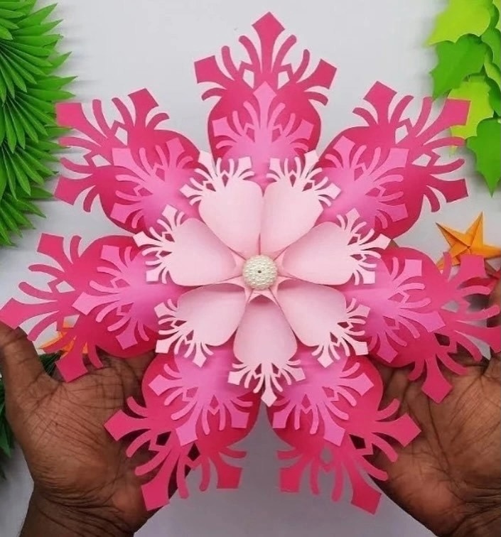 32 Christmas Snowflake Decor Ideas to Make Your Home Feel Magical