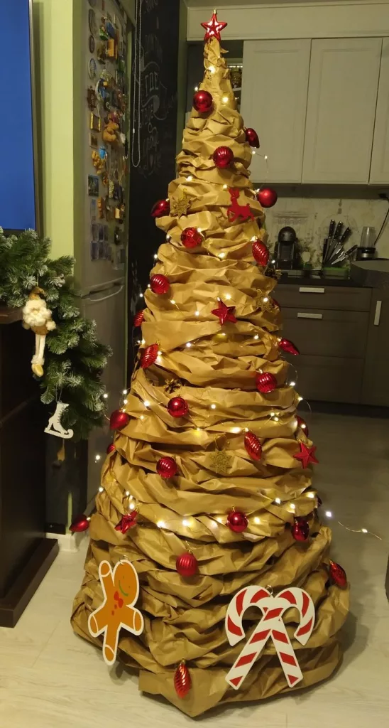 30 Creative Christmas Tree Crafts to Make Your Own Holiday Decor