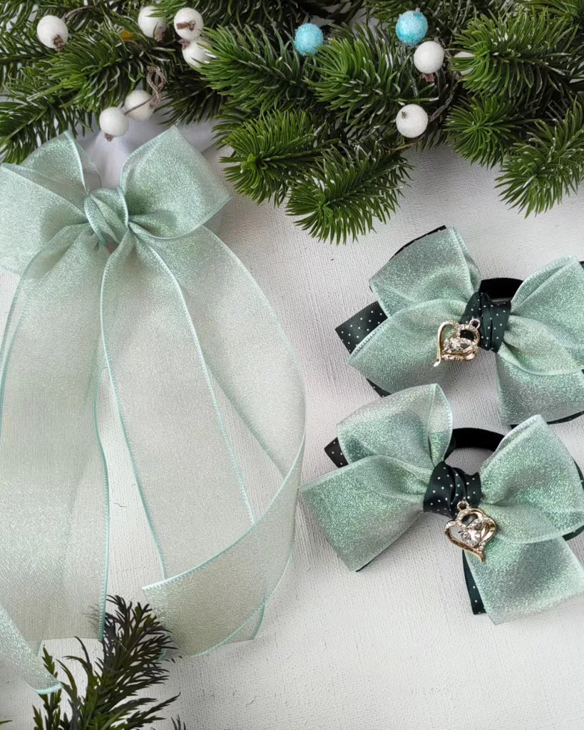 28 Christmas Bow Decorating Ideas for an Elegant and Festive Home