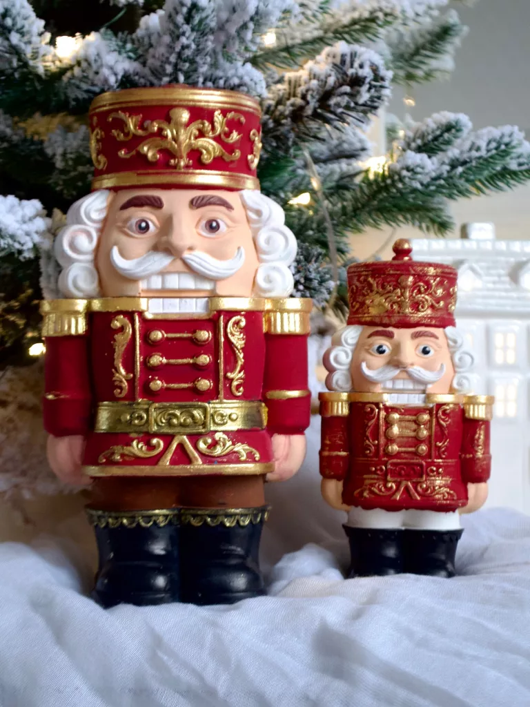 29 Magical Christmas Storybook Figurines Decor Ideas