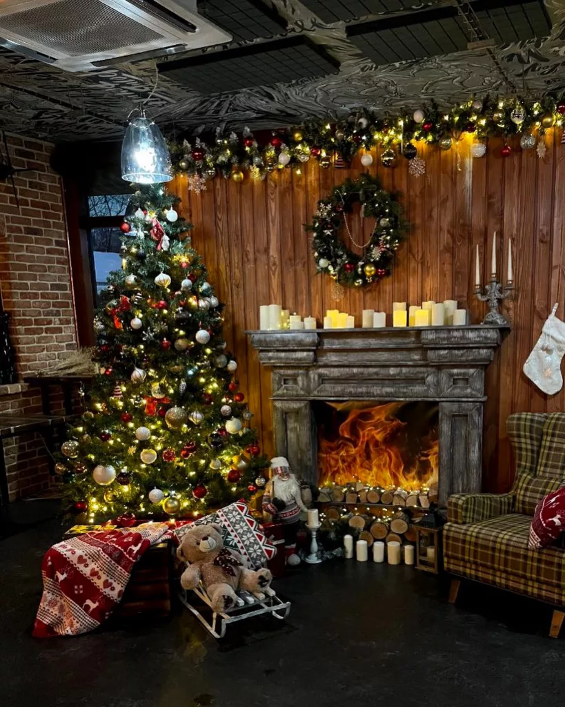 26 Beautiful Christmas Mantel Decorating Ideas for a Cozy Holiday Home