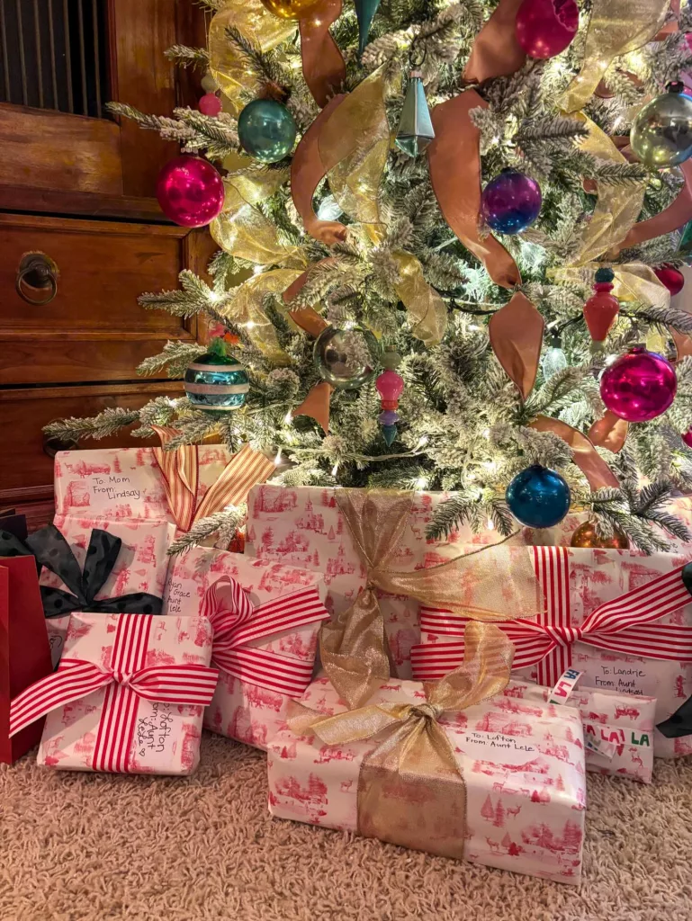 27 Creative Christmas Present Wrapping Ideas to Make Every Gift Extra Special