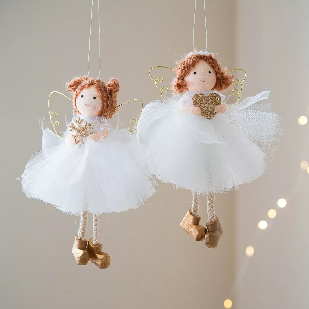 30 Unique Christmas Tree Ornaments to Make Your Tree Stand Out