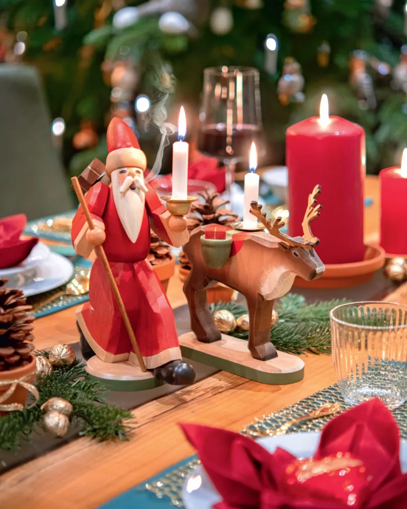 25 Creative Christmas Candles to Make Your Home Feel Festive