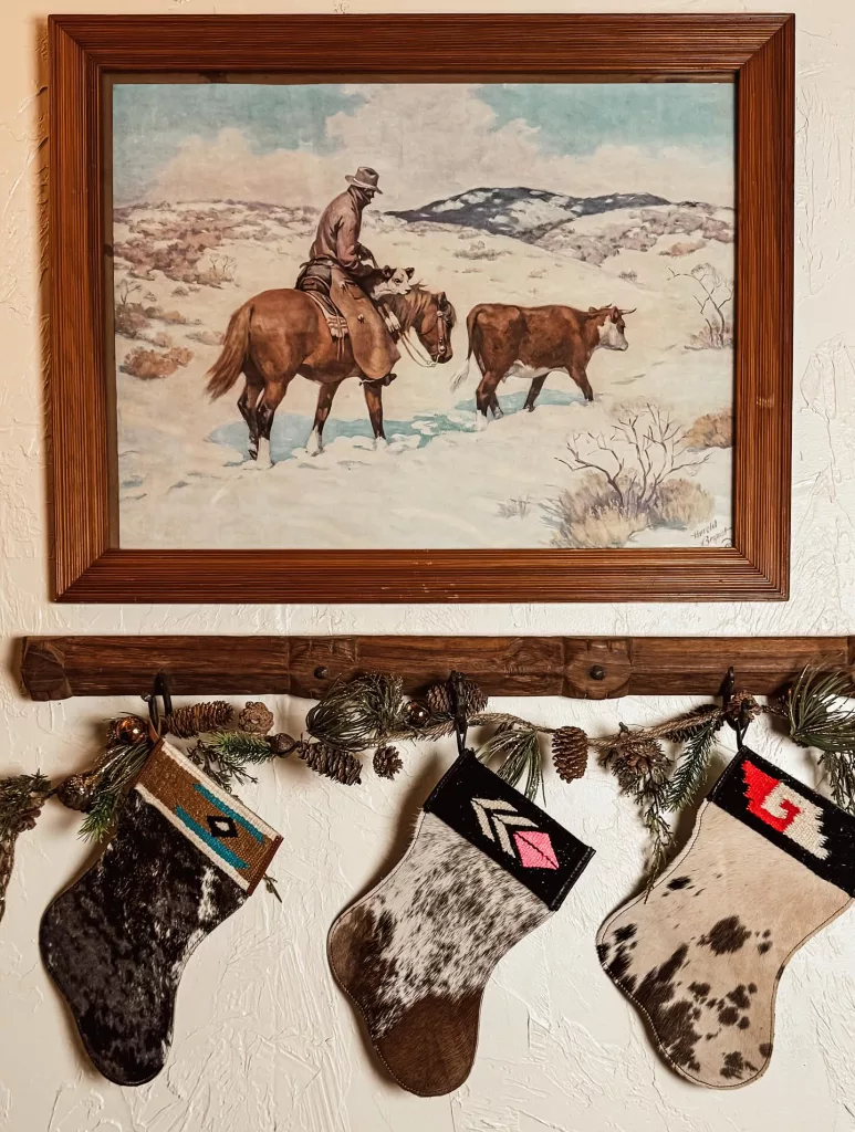 30 Modern Western Christmas Decor Ideas for a Magical Holiday Home