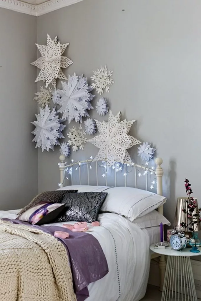 32 Christmas Snowflake Decor Ideas to Make Your Home Feel Magical