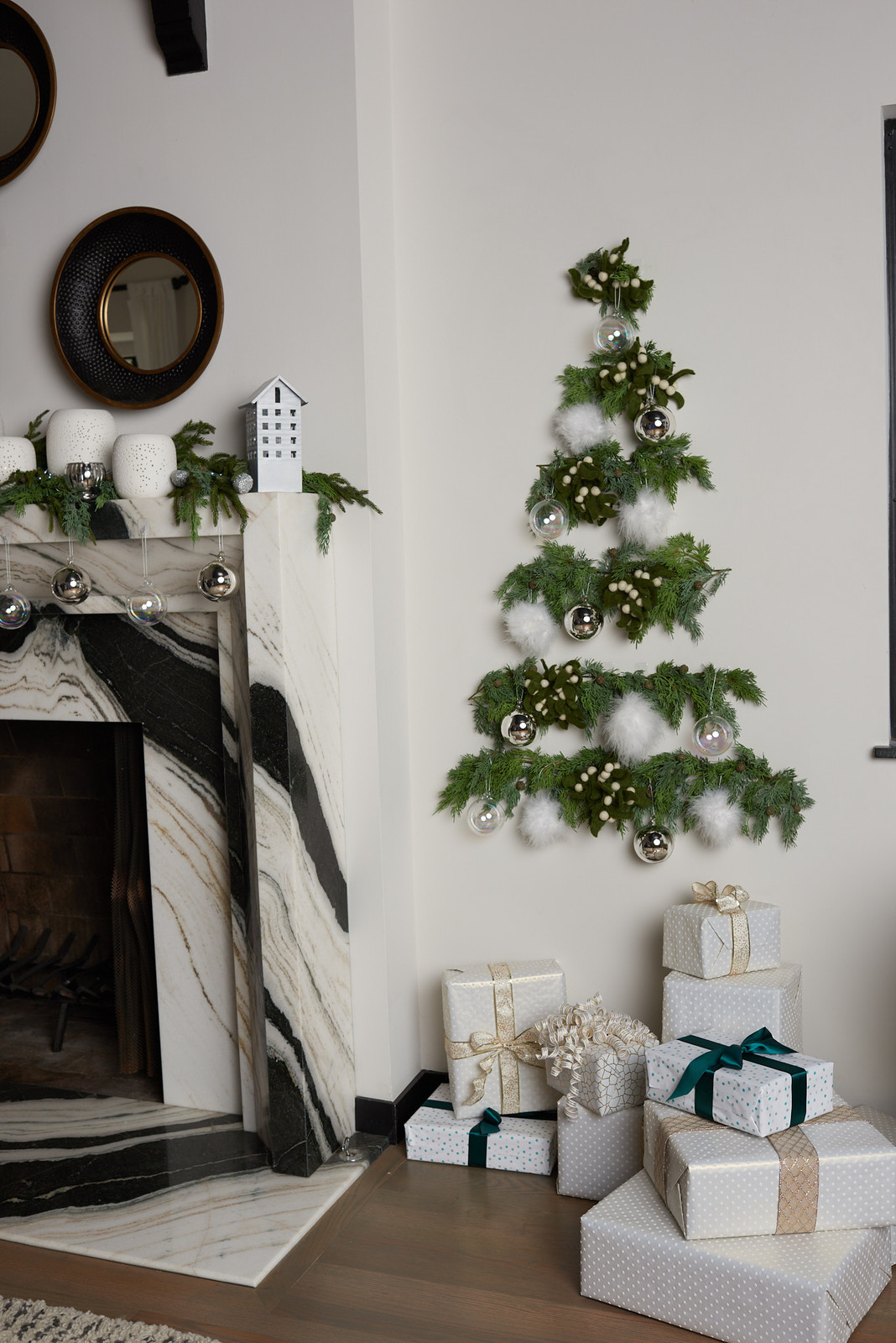 13 DIY Christmas tree ideas for festive small spaces | Real Homes