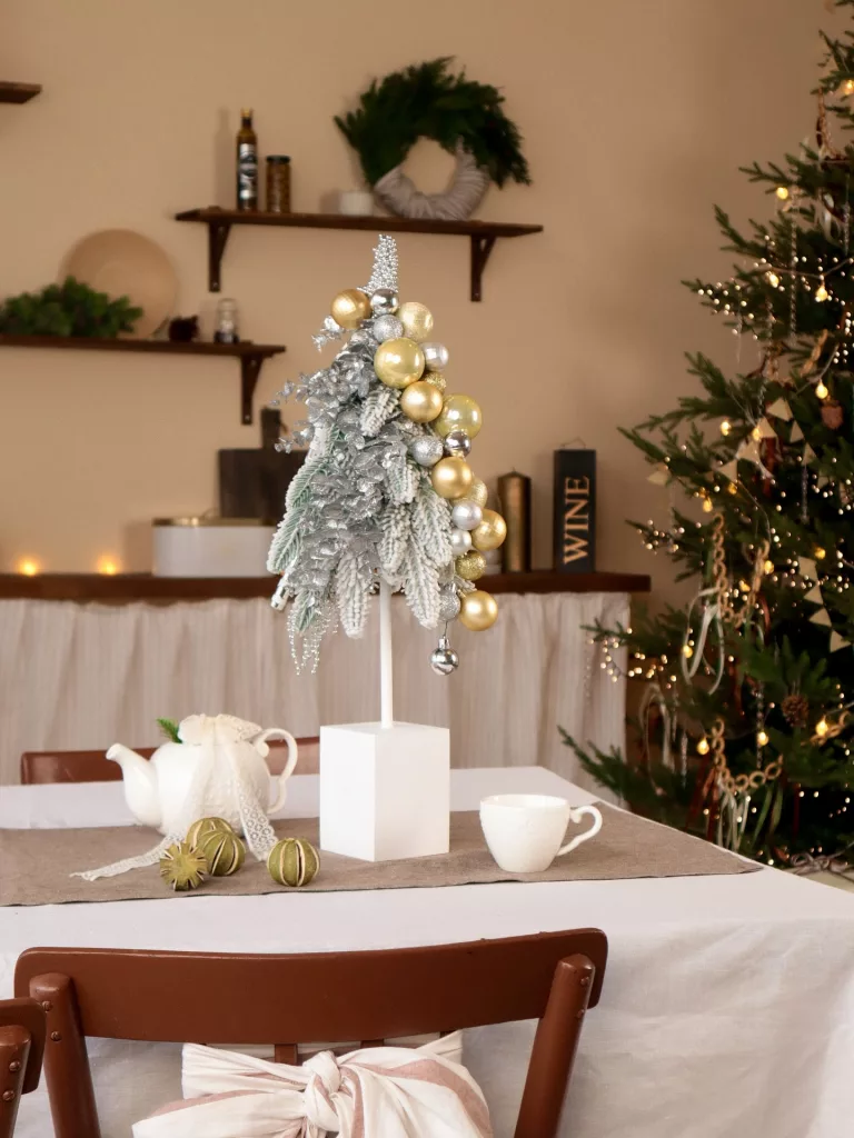 27 Charming Christmas Kitchen Decor Ideas for a Magical Holiday