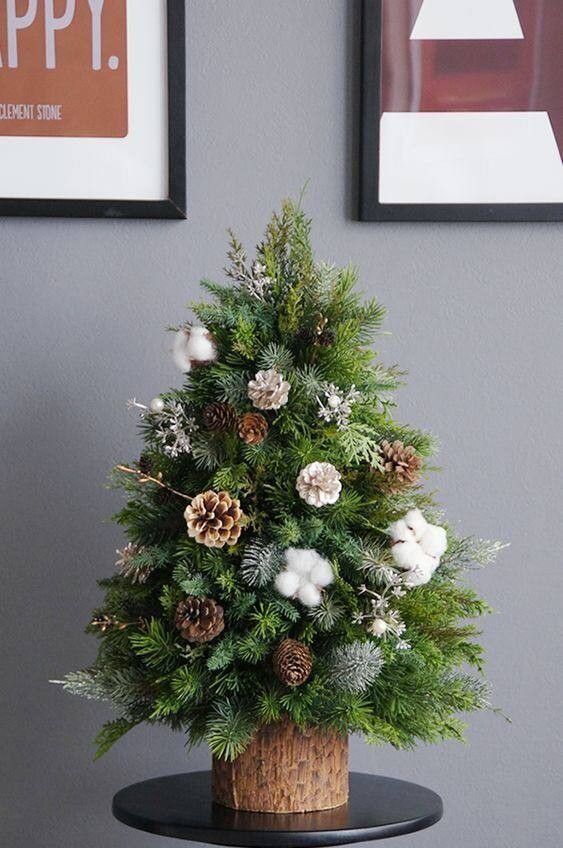 26 Easy DIY Christmas Home Decorations to Make in 2026