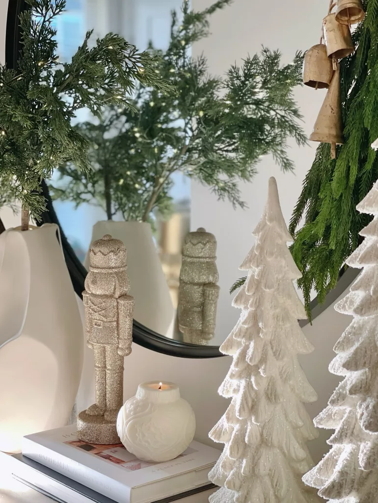 27 Beautiful White Christmas Decorating Ideas for a Cozy and Timeless Holiday Look