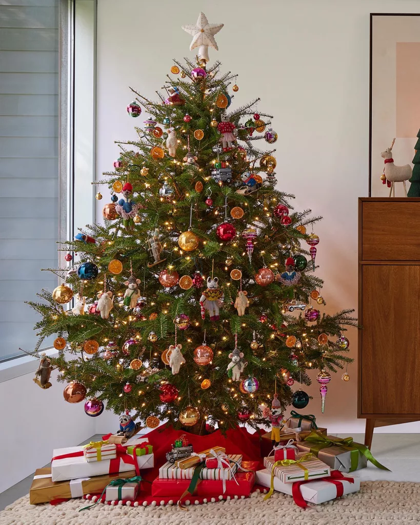 30 Modern Western Christmas Decor Ideas for a Magical Holiday Home