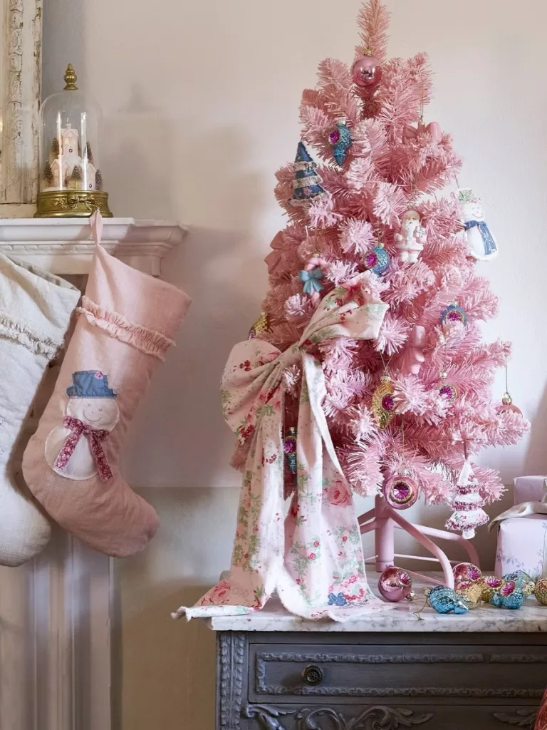 27 Christmas Stocking Decorating Ideas for a Cozy and Festive Holiday